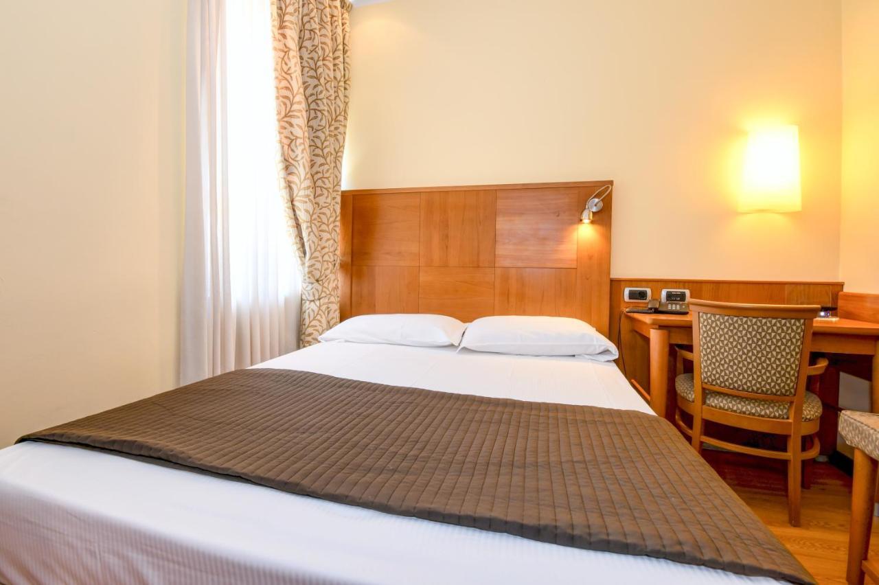 Hotel Master Brescia Eksteriør billede